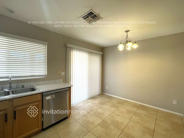 Building Photo - 15440 W Gelding Dr