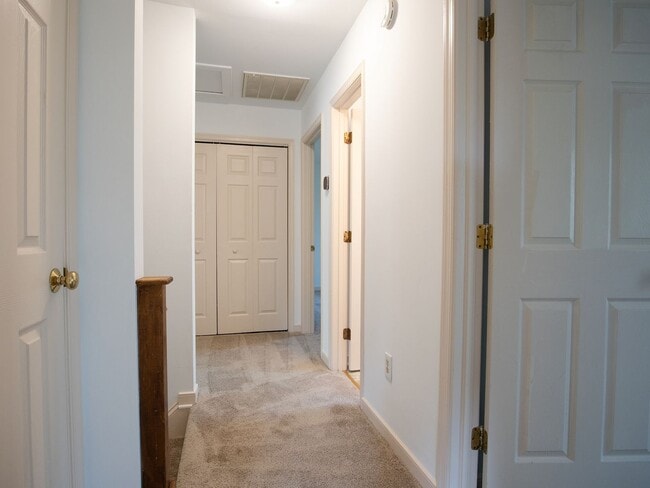 Building Photo - Bright 4-Bedroom Home in Midlothian!