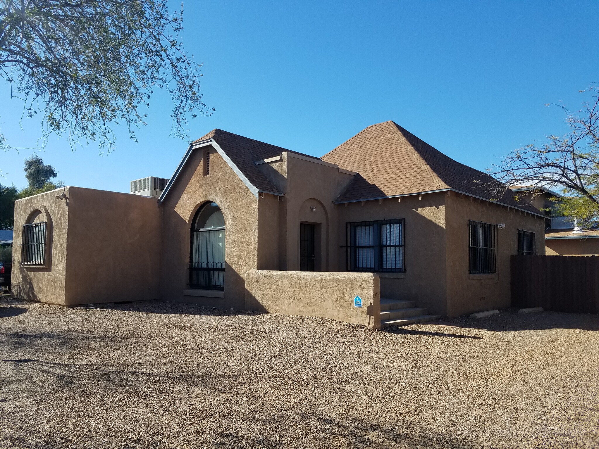 Unit #1 Entry only - 1387 E Edison St