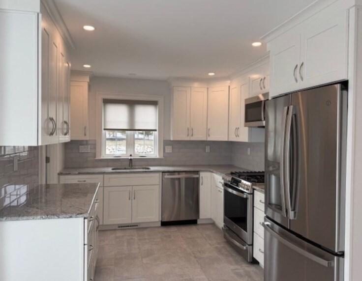 Building Photo - 78 Mountain Rd