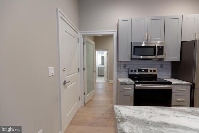 Building Photo - 1411 Walnut St