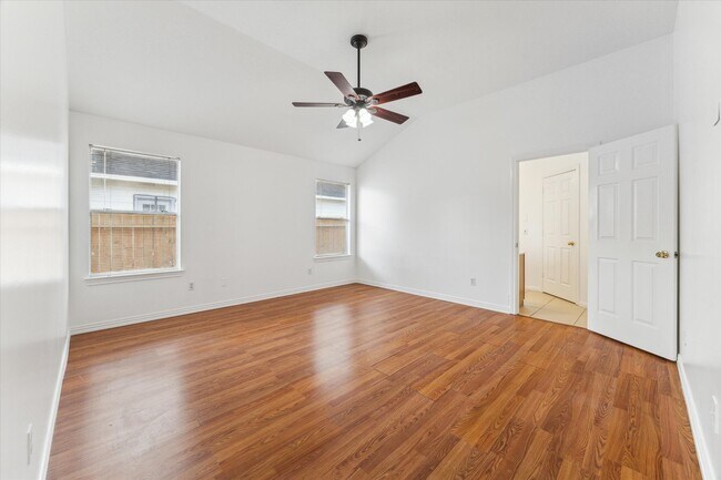 Building Photo - 6831 Catarina Cir