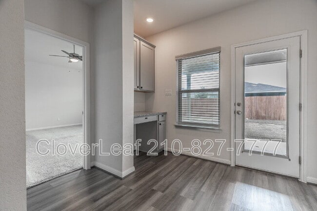 Building Photo - 12926 Mayowa St