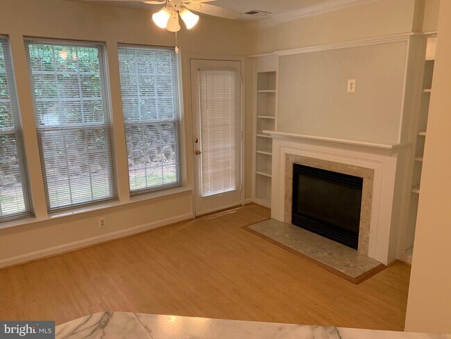Building Photo - 12731 Fair Crest Ct
