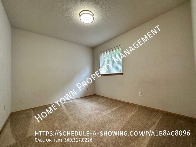Building Photo - 4403 Chardonnay Dr SE