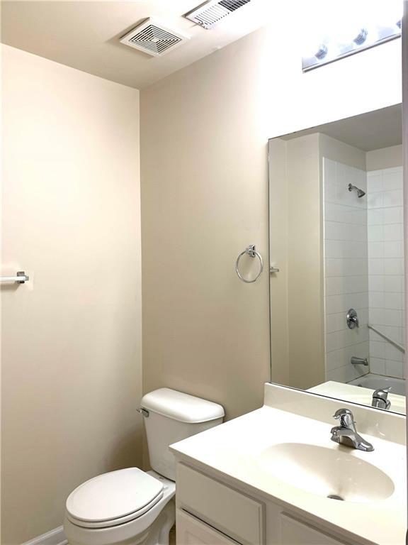 Building Photo - 530 Constellation Overlook SW