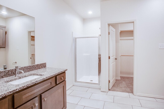 Building Photo - 1712 Corpus Ave