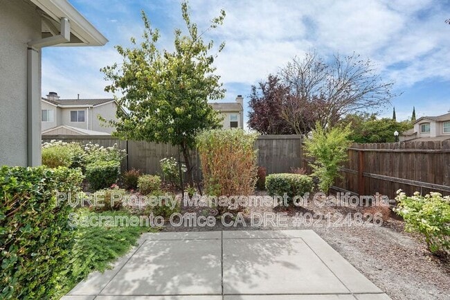 Building Photo - 5500 Amnest Way