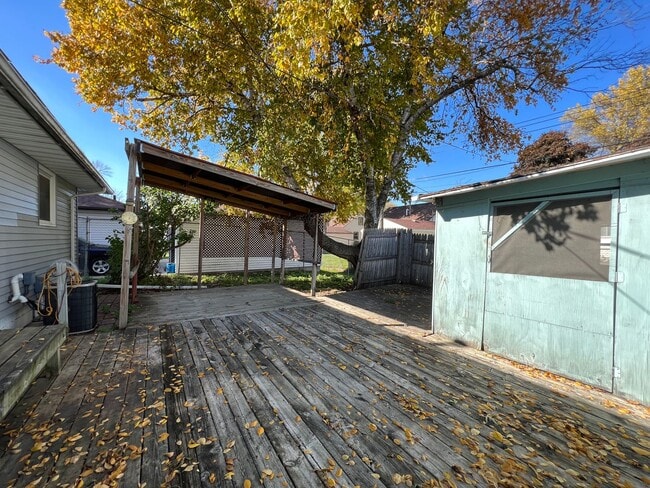 Building Photo - Single Family Home!