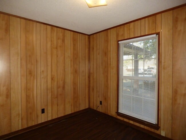 Building Photo - Quaint Home - Heart of Milton