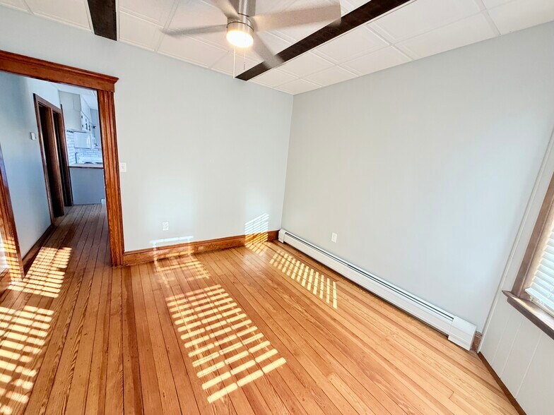 Building Photo - 163 Hayward Pl
