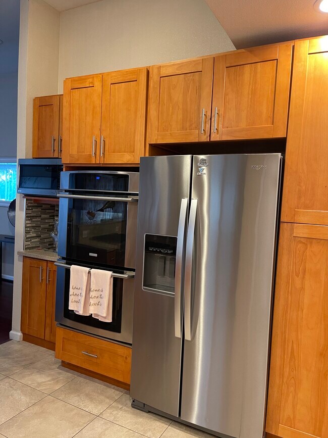 Building Photo - 617 Liberty St