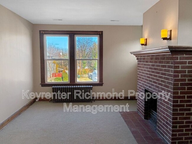 Building Photo - 2806 Hawthorne Ave