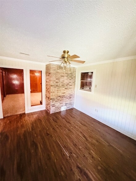 Building Photo - 107 Sunview St