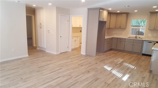 Building Photo - 634 W Highland Ave