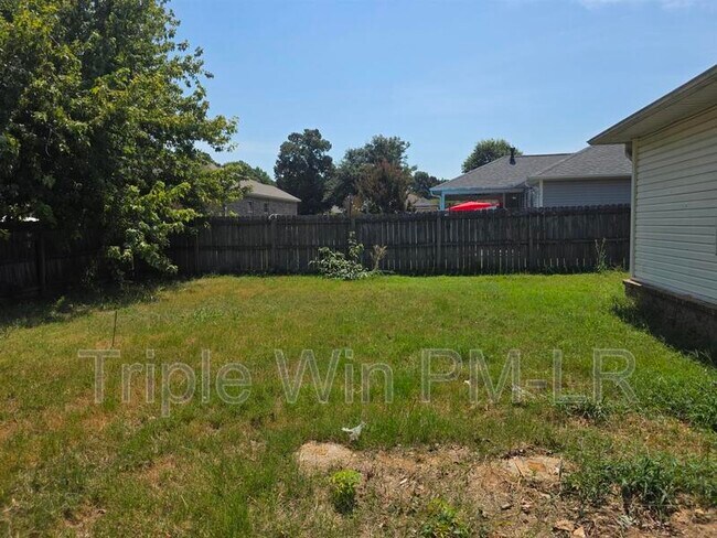 Building Photo - 26 Stonewood Dr
