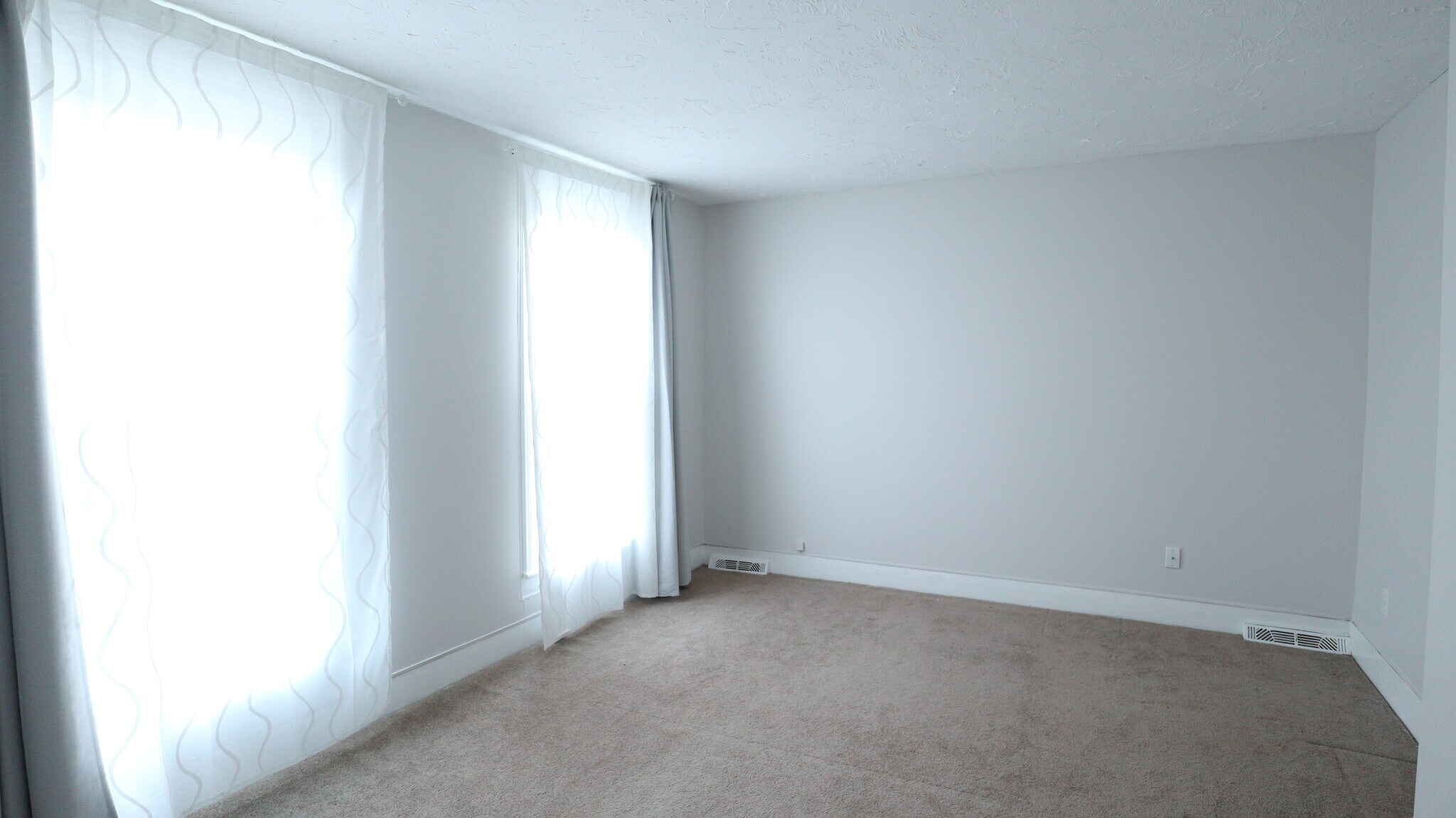 Bedroom - 355 S Rocky River Dr