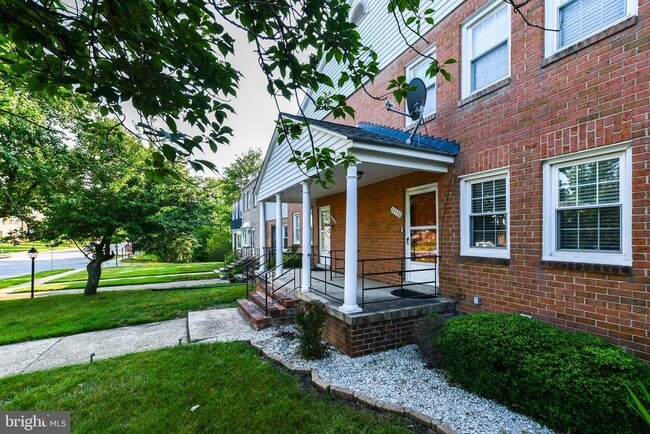 Building Photo - 12330 Chesterton Dr