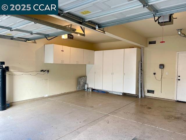 Building Photo - 4050 Cassata Pl