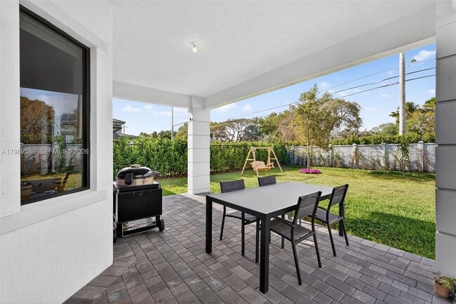 Building Photo - 8267 SW 120th Ter