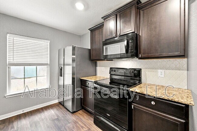 Building Photo - 11641 Claudette St