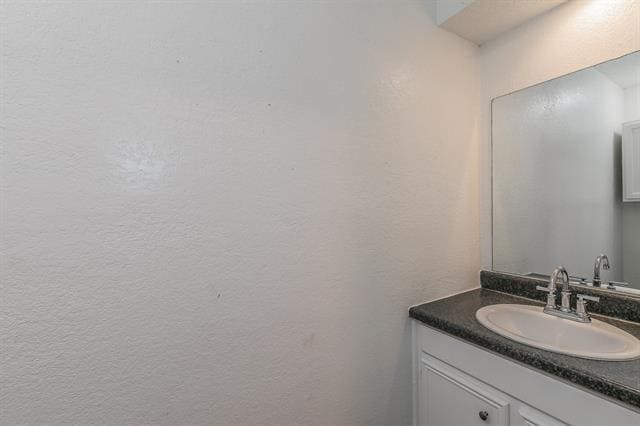 Building Photo - 2762 Parkchester Dr