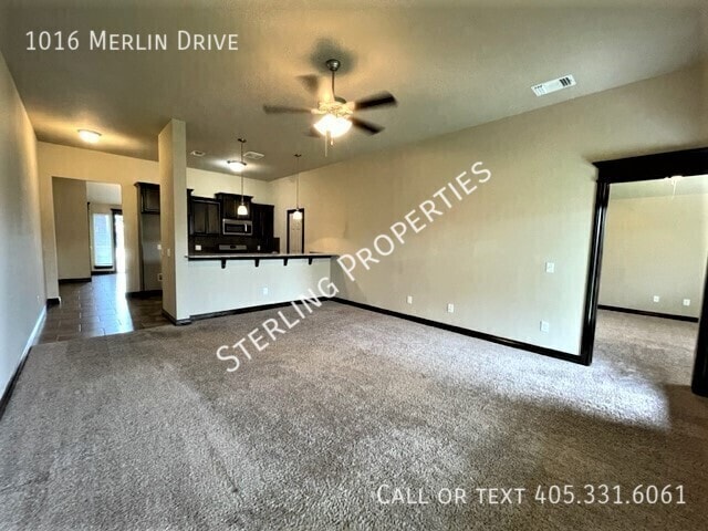 Building Photo - 1016 Merlin Dr