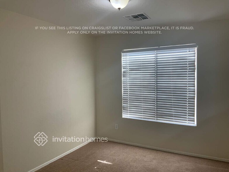 Building Photo - 460 W Gascon Rd