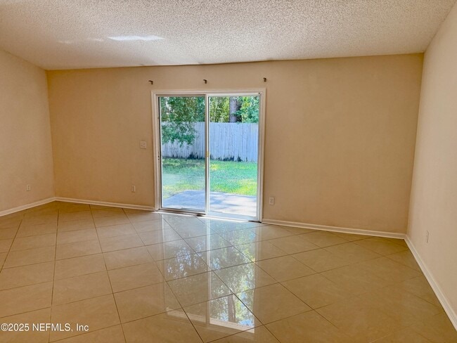 Building Photo - 1143 Summer Springs Drive