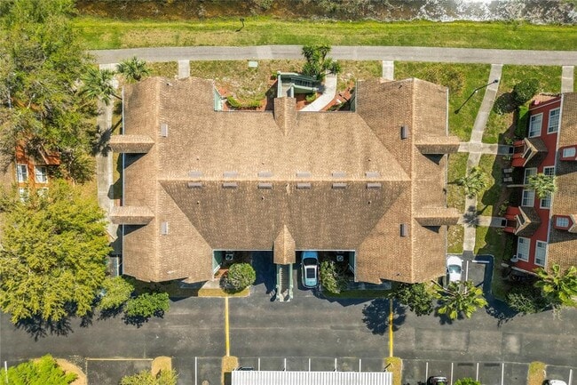 Building Photo - 9158 Lake Chase Island Way