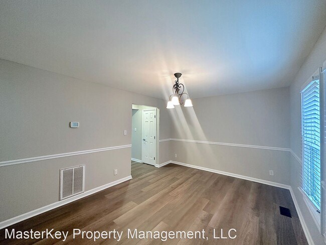 Building Photo - 4 br, 2.5 bath House - 101 Newton Grove Rd