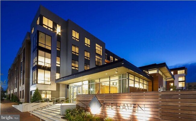 Building Photo - 145 Riverhaven Dr