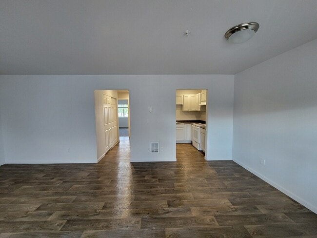 Building Photo - Mission View Flats