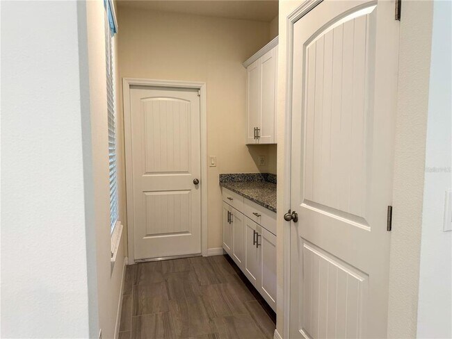 Building Photo - 16128 Mangrove Rd