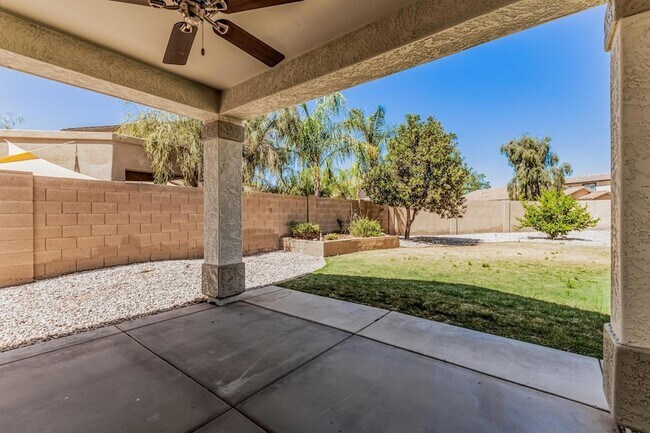 Building Photo - 3494 E Hampton Ln