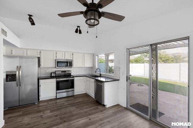 Building Photo - 4640 E Piedmont Rd