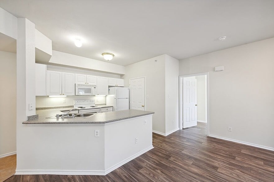 Tivoli Apartments 18950 Lina St Dallas TX 75287 Apartment Finder