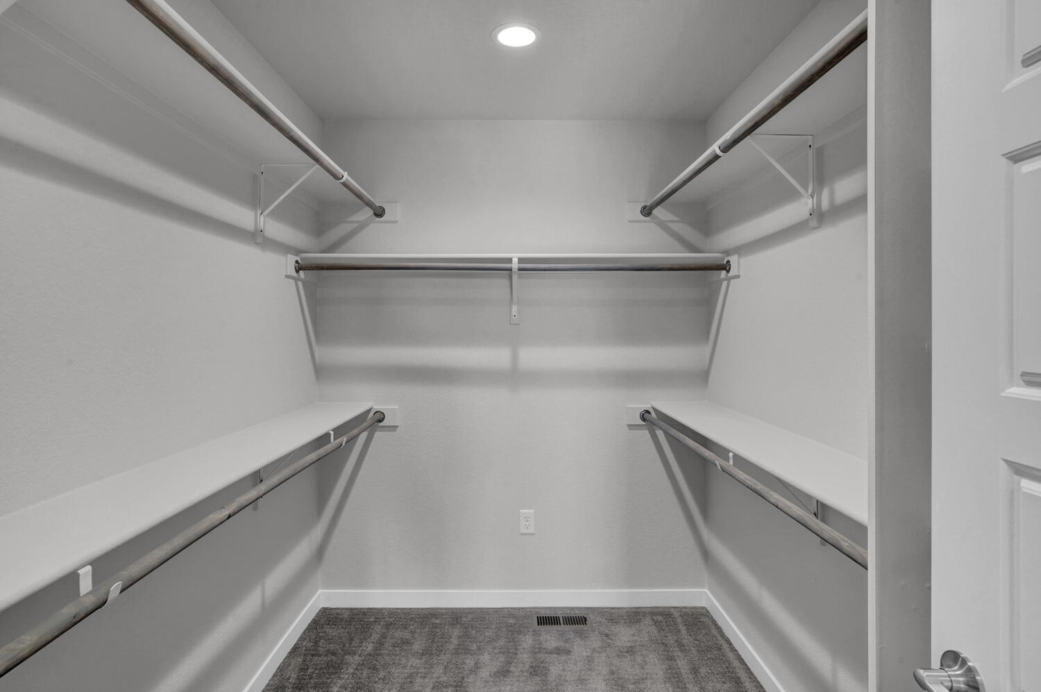 Upper Level Master Closet - 6351 Hijinks Ln