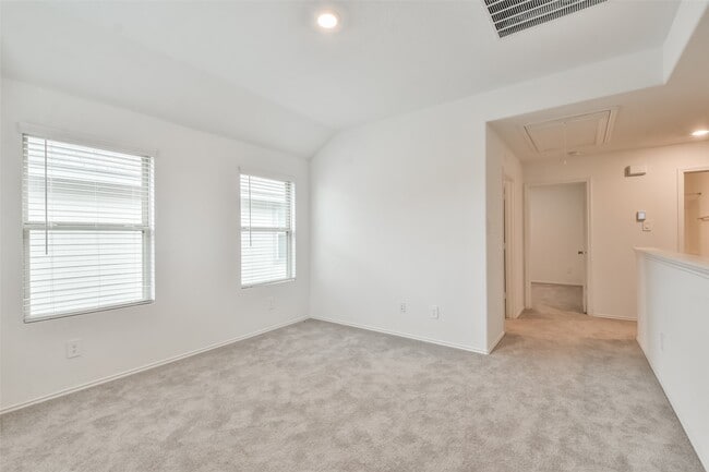 Building Photo - 3707 Solanum Dr