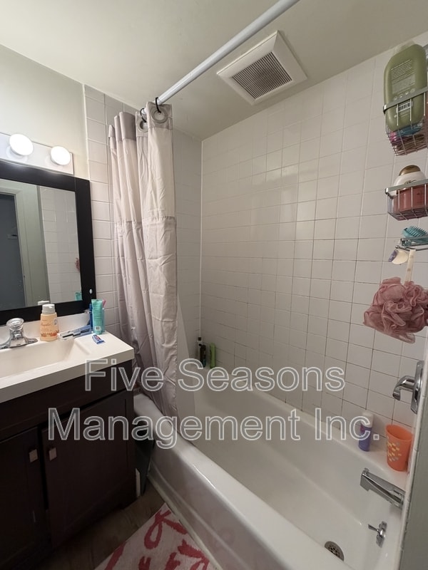 Building Photo - 194 North St