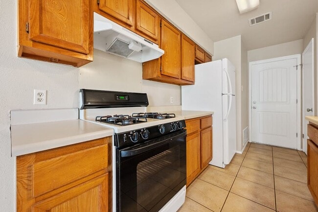 Building Photo - 7602 Woodstone Cove