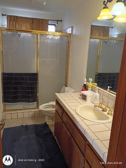 Building Photo - 17840 Lakeview Dr