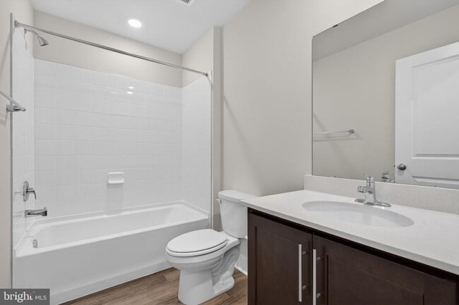 Building Photo - 10708 Meridian Hill Way