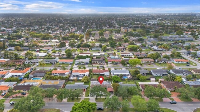 Building Photo - 2900 SW 92nd Ave