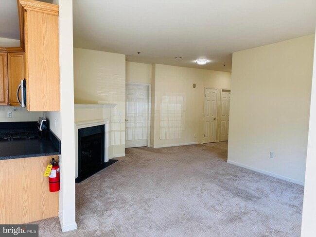 Building Photo - 113 Kyle Way