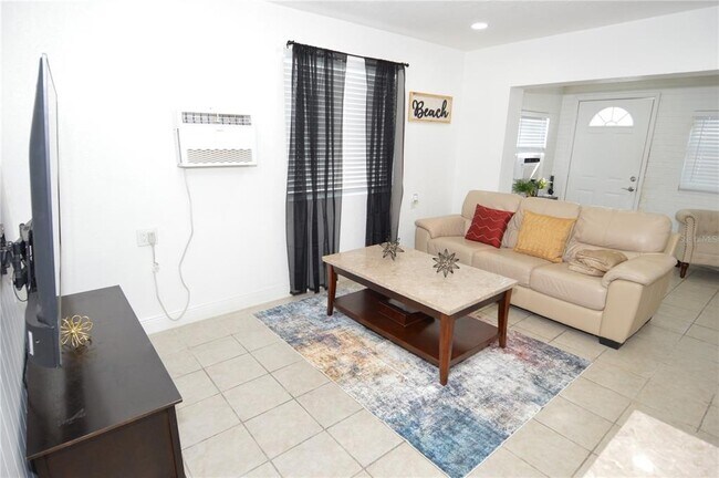 Building Photo - 156 146th Ave