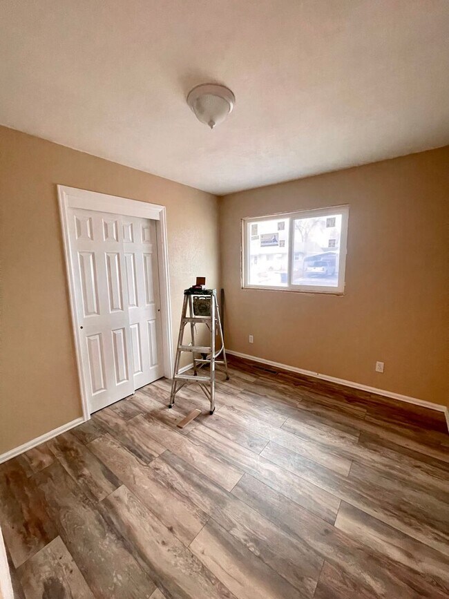 Building Photo - Newly renovated home in Widefield