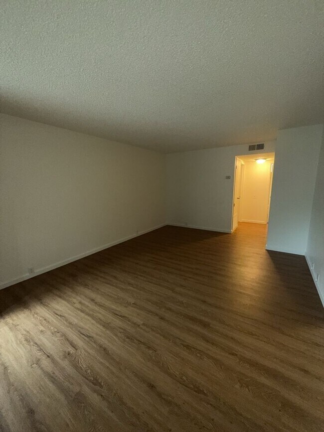 Building Photo - 615 Rancheria Dr