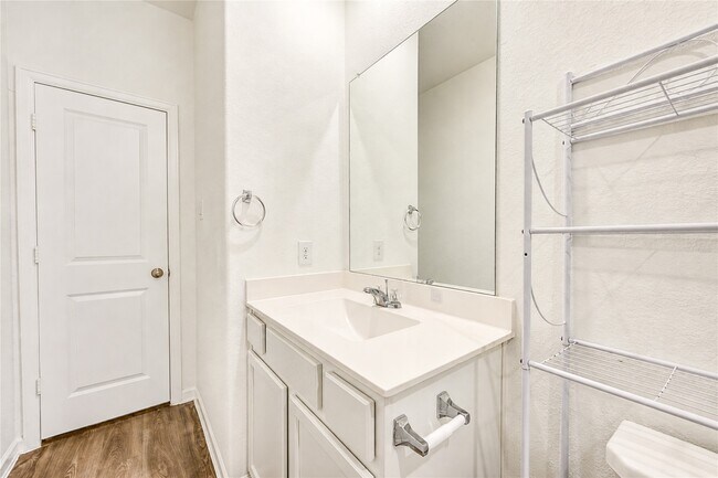 Building Photo - 5511 Downie Draw Ranch Trail