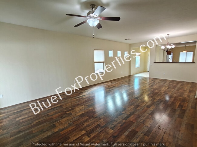 Building Photo - 21184 E Frontier Rd